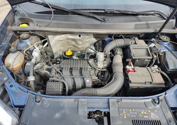 Dacia Sandero cena 26500 przebieg: 175300, rok produkcji 2018 z Toruń małe 154